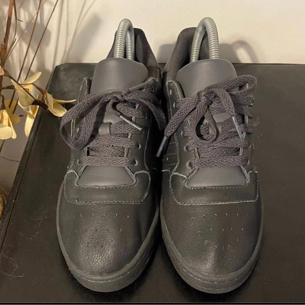 Yeezy Powerphase Yeezy Adidas Powerphase Calabasas in Black 500 350